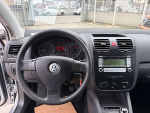 Volkswagen Golf 5p Trendline 1.9 TDI 105 CV  - Foto 6
