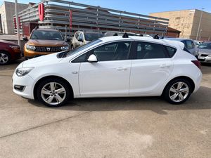 Opel Astra 5p Excellence 1.4 Turbo 140 CV  - Foto 9