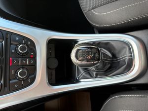 Opel Astra 5p Excellence 1.4 Turbo 140 CV  - Foto 16