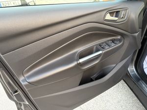 Ford Kuga Titanium 1.5 EcoBoost Auto-Start-Stop 150 CV 4x2  - Foto 11