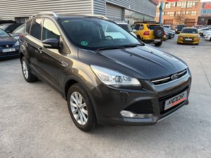 Ford Kuga Titanium 1.5 EcoBoost Auto-Start-Stop 150 CV 4x2  - Foto 6