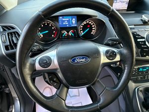 Ford Kuga Titanium 1.5 EcoBoost Auto-Start-Stop 150 CV 4x2  - Foto 17