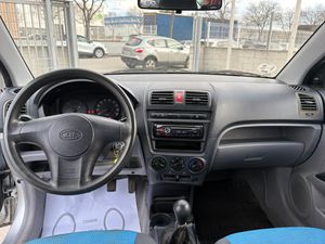 Kia Picanto 1.0 LX  - Foto 10