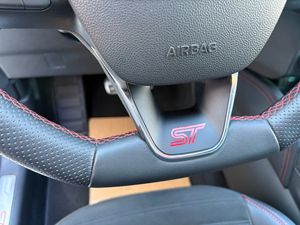 Ford Kuga ST-Line 1.5 EcoBoost 110 kW (150 CV)  - Foto 15