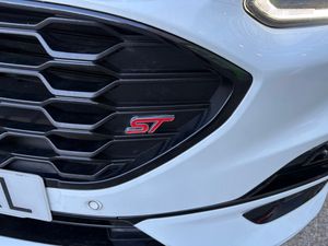 Ford Kuga ST-Line 1.5 EcoBoost 110 kW (150 CV)  - Foto 18