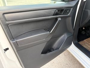 Volkswagen Caddy Trendline 2.0 TDI BMT 102 CV  - Foto 12