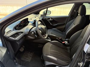 Peugeot 208 5p Active 1.2 PureTech 82 ETG5  - Foto 9