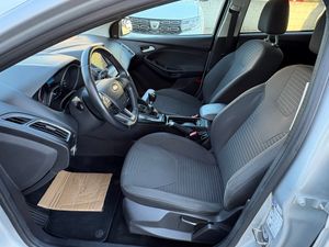 Ford Focus Berlina Business 1.0 EcoBoost 92 kW (125 CV) Auto-Start-Stop  - Foto 16