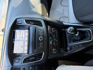 Ford Focus Berlina Business 1.0 EcoBoost 92 kW (125 CV) Auto-Start-Stop  - Foto 10