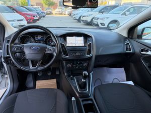 Ford Focus Berlina Business 1.0 EcoBoost 92 kW (125 CV) Auto-Start-Stop  - Foto 20