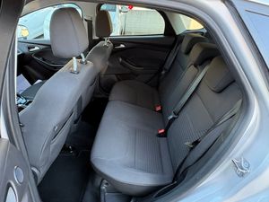 Ford Focus Berlina Business 1.0 EcoBoost 92 kW (125 CV) Auto-Start-Stop  - Foto 21