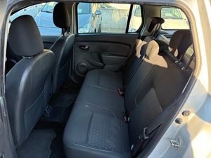 Dacia Logan MVC Laureate dCi 90  - Foto 9