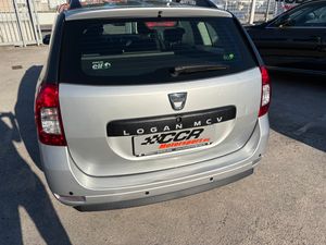 Dacia Logan MVC Laureate dCi 90  - Foto 8