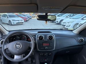 Dacia Logan MVC Laureate dCi 90  - Foto 14