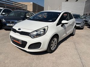 Kia Rio 3p 1.2 CVVT Concept  - Foto 2