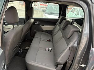Dacia Lodgy Laureate dCi 66 kW 7 PLAZAS  - Foto 8