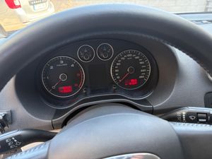 Audi A3 1.9 TDI DPF Ambiente  - Foto 7