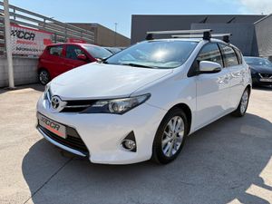 Toyota Auris 120D Advance D4D 120 D 5 P  - Foto 2