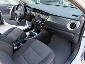 Toyota Auris 120D Advance D4D 120 D 5 P  - Foto 26