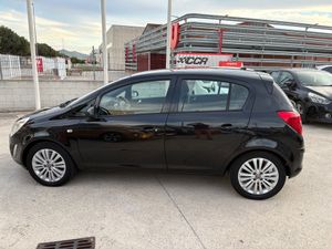 Opel Corsa 5p Color Edition 1.4 100 CV  - Foto 4