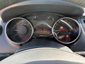 Peugeot 5008 Sport Pack 2.0 HDI 150 FAP 7 PLAZAS  - Foto 25