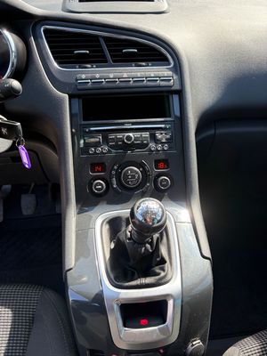 Peugeot 5008 Sport Pack 2.0 HDI 150 FAP 7 PLAZAS  - Foto 18