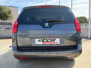 Peugeot 5008 Sport Pack 2.0 HDI 150 FAP 7 PLAZAS  - Foto 4