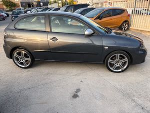 Seat Ibiza 3p 1.9 TDI 130 CV FR  - Foto 6