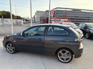 Seat Ibiza 3p 1.9 TDI 130 CV FR  - Foto 5