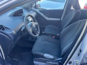 Toyota Yaris D4D 90 CV 5P   - Foto 19