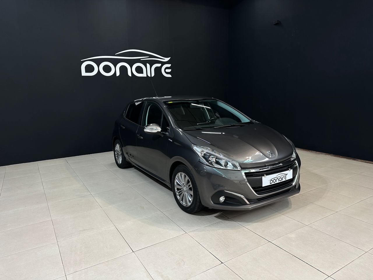 Peugeot 208 5P STYLE 1.2L PureTech 60KW (82CV)  - Foto 1