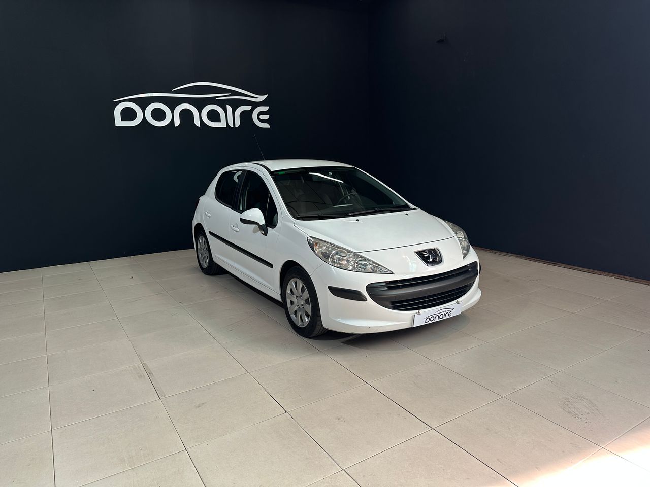 Peugeot 207 Premium 1.6 HDI 90  - Foto 1