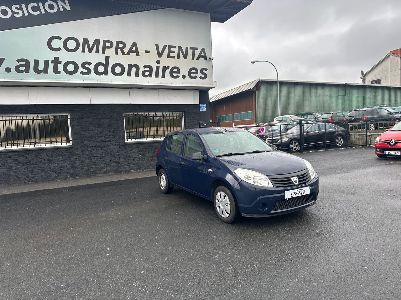 Dacia Sandero Base 1.2 75  - Foto 1