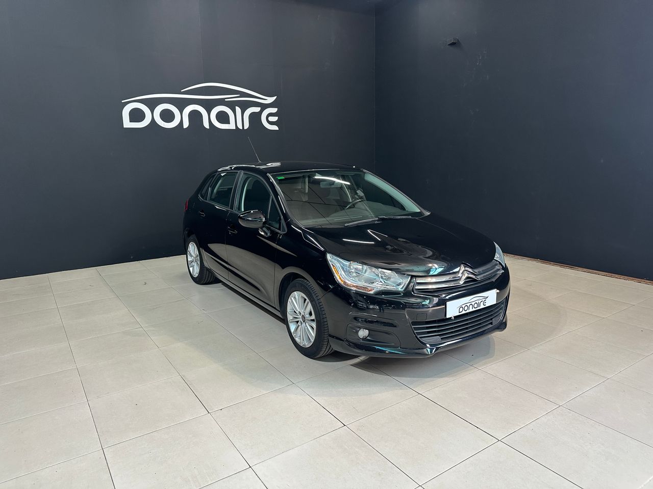 Citroën C4 1.4 VTi 95cv White Attraction  - Foto 1