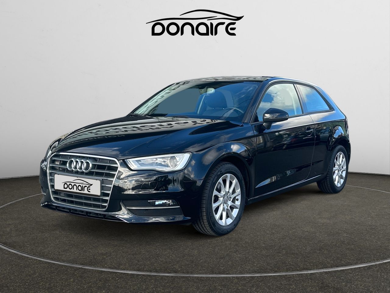 Audi A3 1.6 TDI 110cv clean diesel Attraction  - Foto 1