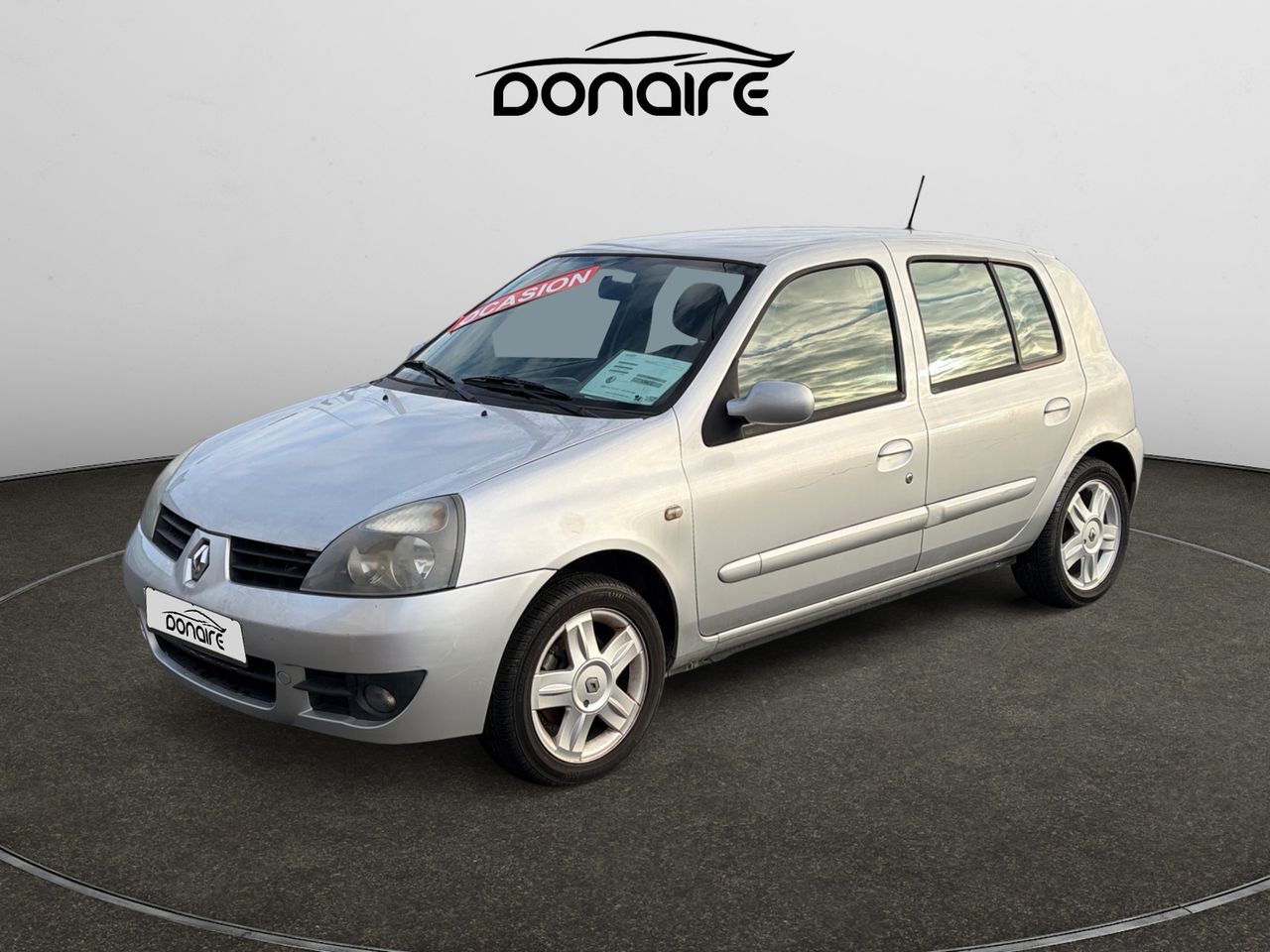 Renault Clio 1.2 75CV  - Foto 1