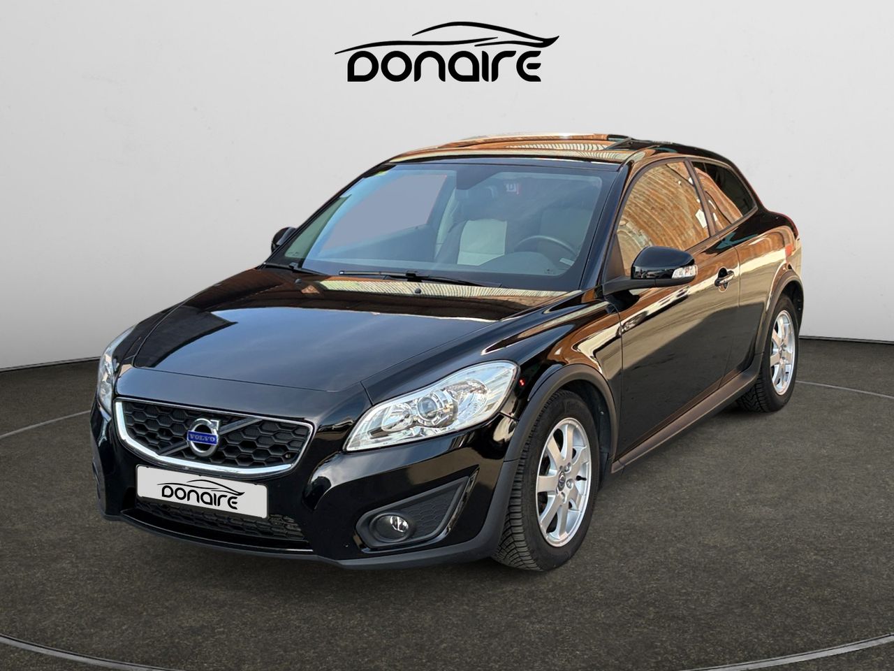 Volvo C30 1.6 D2 Kinetic  - Foto 1