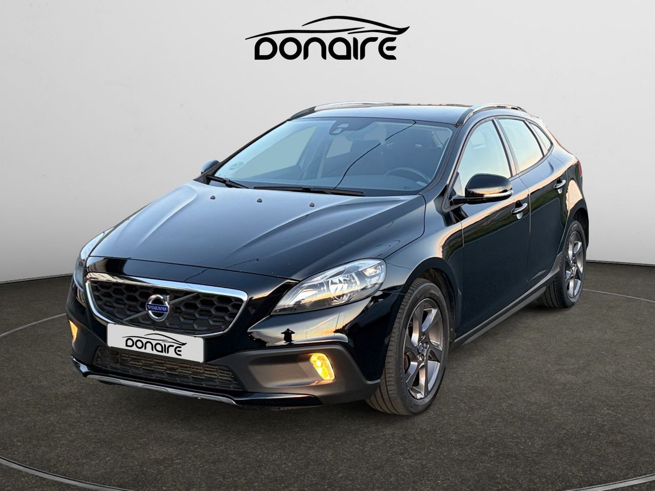 Volvo V40 2.0 D3 Kinetic  - Foto 1