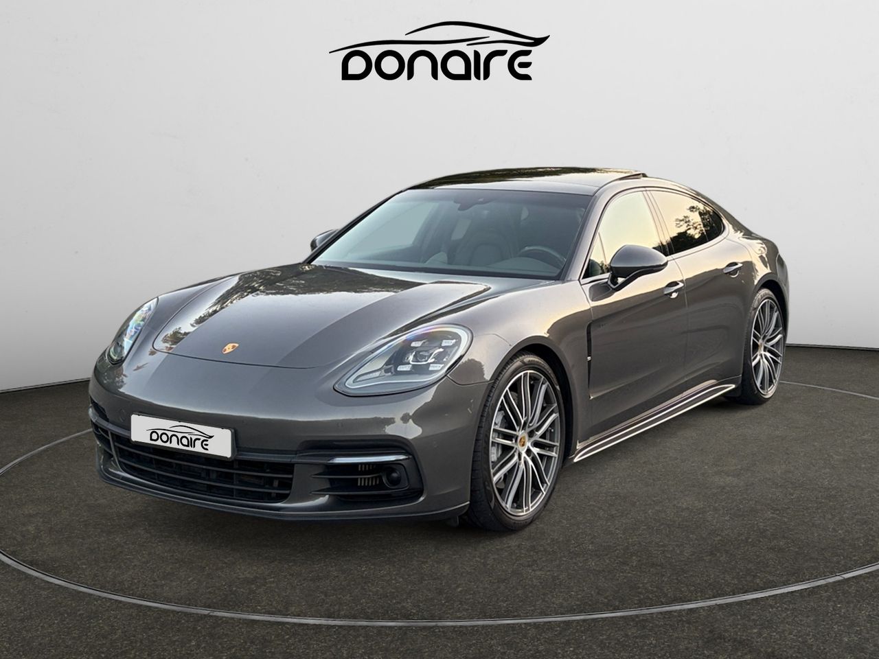 Porsche Panamera 4 E-Hybrid  - Foto 1