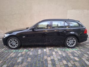 BMW Serie 3 Touring 318d  automatico 