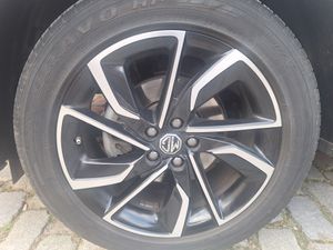 MG ZS 1.5 LUXURY 