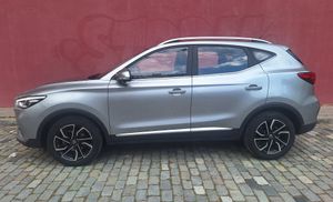 MG ZS 1.5 LUXURY 