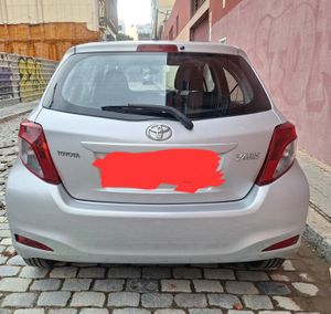 Toyota Yaris 100 ACTIVE 