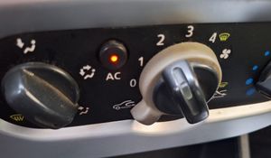 Dacia Sandero AMBIANCE 1.2 75CV 