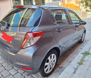 Toyota Yaris MULTIDRIVE ACTIVE 