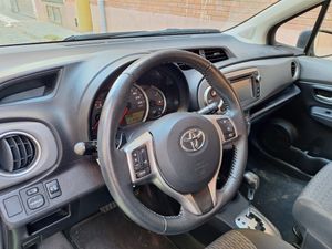 Toyota Yaris MULTIDRIVE ACTIVE 