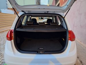 Kia Venga 1.4 CVVT  CONCEPT 