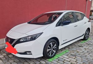 Nissan Leaf LEAF 40 kWh Acenta IVA DEDUCIBLE  - Foto 2