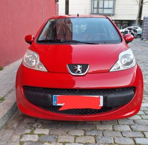 Peugeot 107 urban move 1.0 