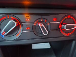 Volkswagen Polo Life 1.0 TSI 70 kW (95 CV) DSG 7 vel. 